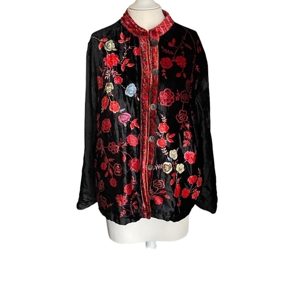 Vintage Jackets & Blazers - Vintage embroidered velvet floral boho jacket cottagecore size L